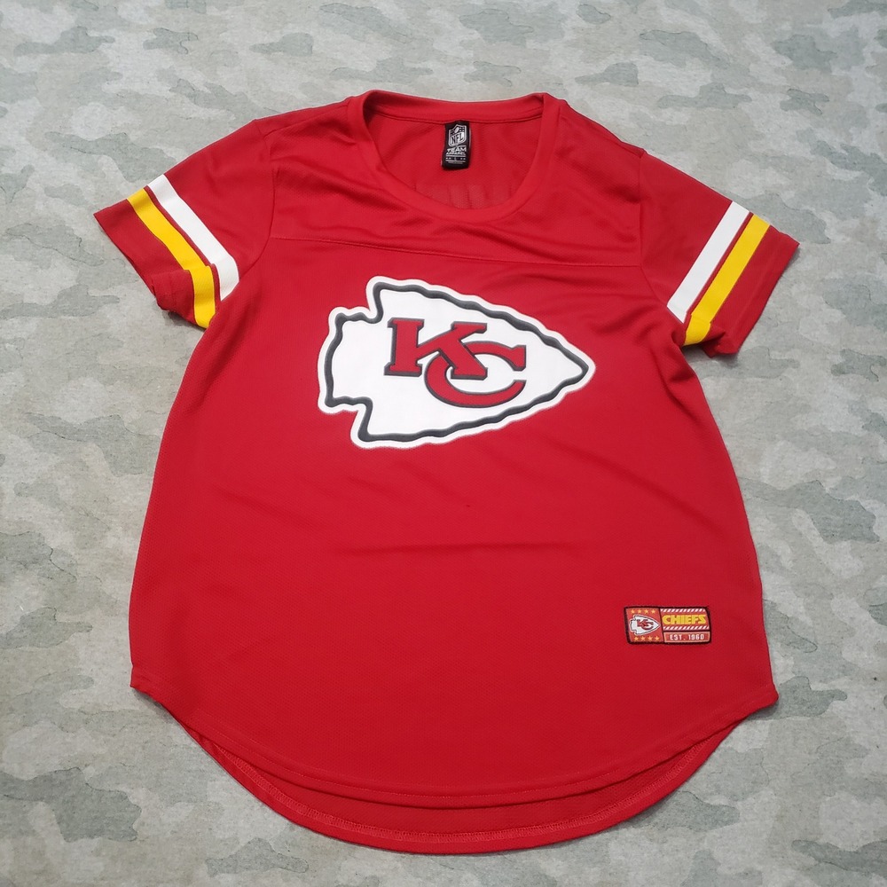 Kansas City Chiefs Jersey Top Women Large Red NFL Team Apparel # 60 Short Sleeve